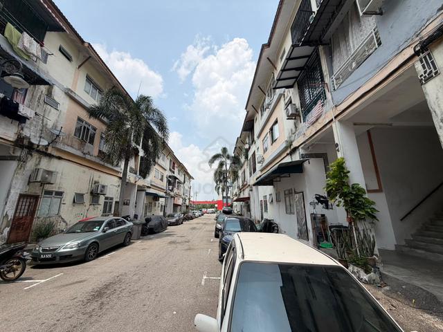 Lavender Park (Kulai) 1
