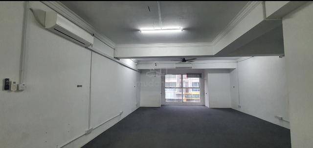 LIMITED UNIT LEVEL 1 SHOPLOT Alam Avenue Seksyen 16 Shah Alam 1