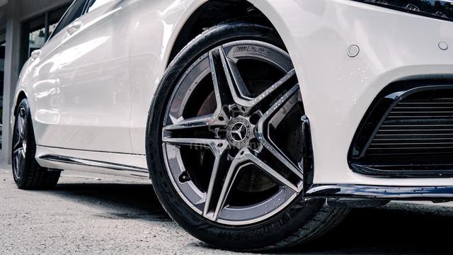Mercedes Benz C200 2.0 CONVERT C63 AMG F.LIFT 2020 - 5