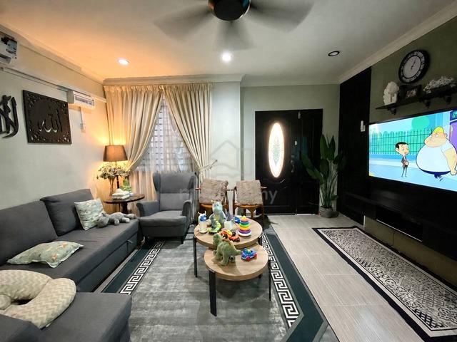 RENOVATED Unit ‼️1.5 Storey Seksyen 7, Kota Damansara 1