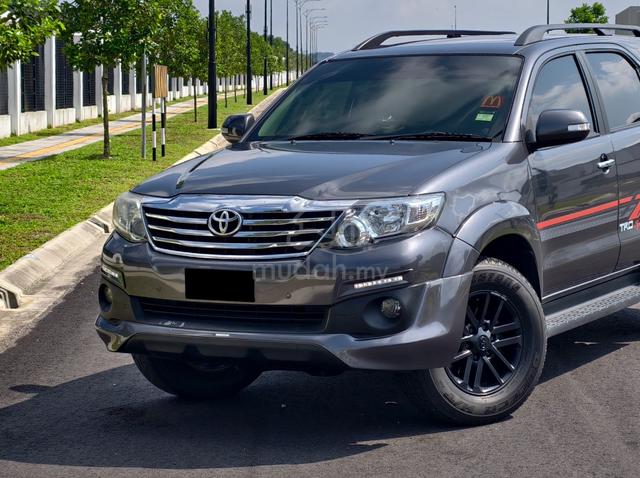 {2015}Toyota FORTUNER 2.7 V TRD (A) Car King F/Lon - 5