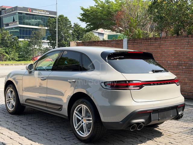 2022 Porsche Macan 2.0L NFL - 2