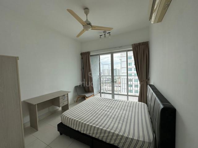 Balcony room Dpiazza condominium bayan baru gbs mayang one precint 1