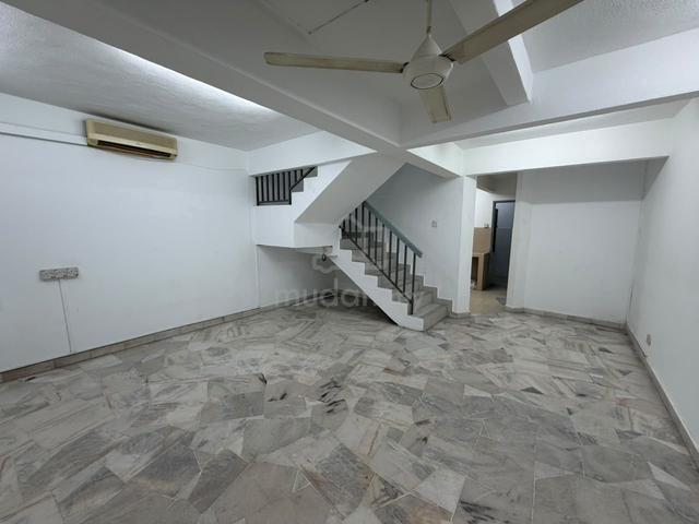 Double storey menjalara 62b kepong renovated unit 16x55 1