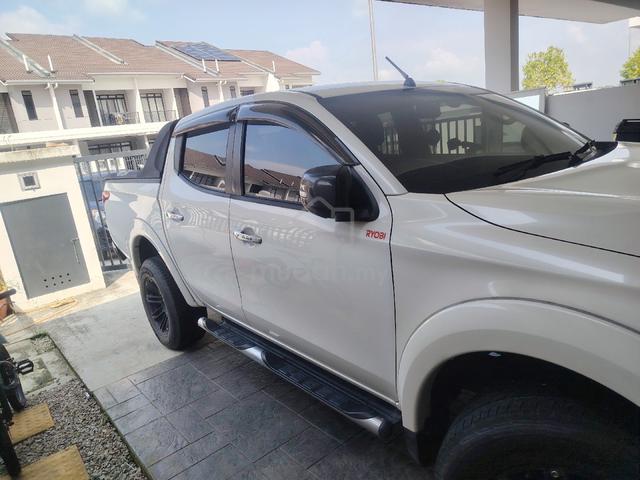 2015 Mitsubishi TRITON 2.5 VGT A/T (A) - 2