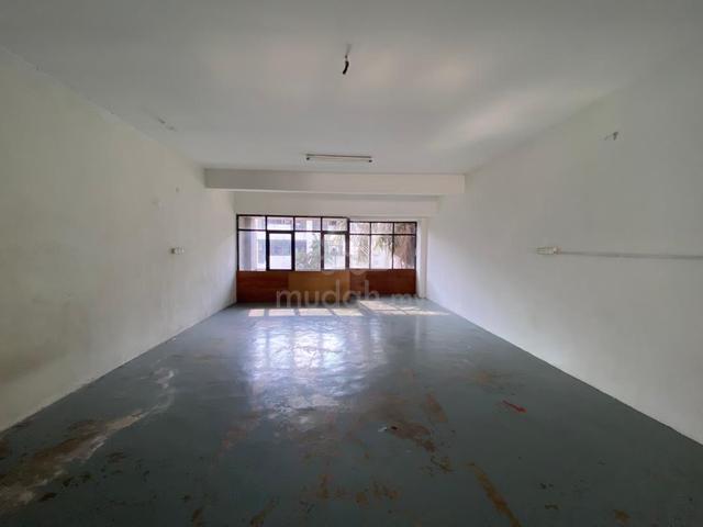 Taman Inderawasih 3 Storey Shoplot For Rent 1
