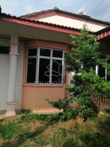 rumah semi untuk dijual. 1