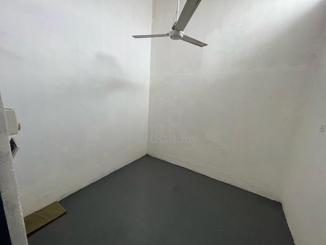 Single Storey Taman Desa Rhu Sikamat Senawang lorong 7/1 (REFUBRISH) 5