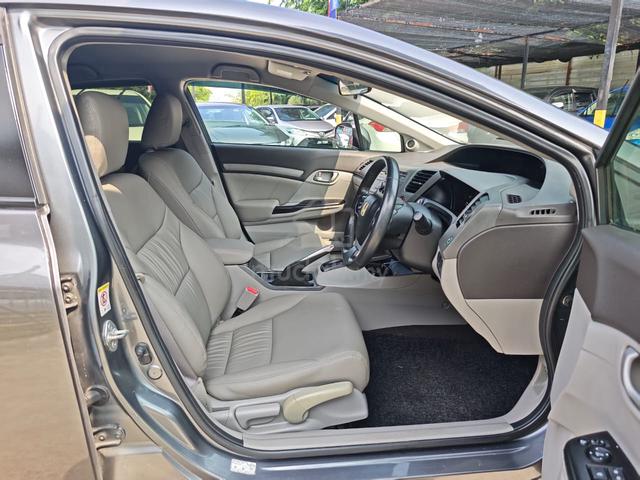 2013 Honda CIVIC FB 1.5 (AUTO) - 4