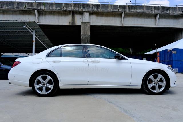 Mercedes Benz E200 2.0 local spec full service rec - 3