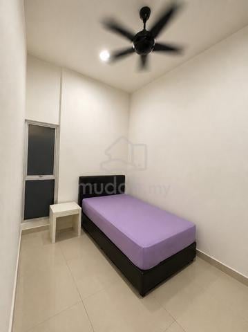 LakeView Single Room WFH Friendly @ The Wharf, Puchong 1