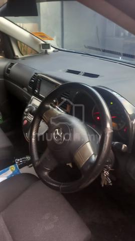 2004 Toyota WISH 1.8 XE ZNE10G (A) - 5