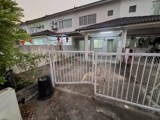 2 Storey House Taman Balakong Jaya, Balakong, Seri Kembangan 1