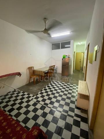 Flat PKNS Seksyen 7 Shah Alam 1