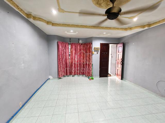 RENOVATED 2 Sty Terrace House Tmn Delima Kluang 1