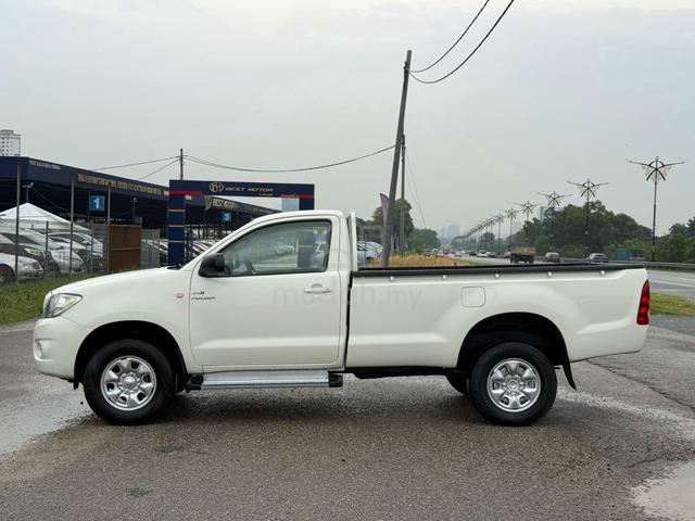 2010 Toyota HILUX 2.5 (M) SINGLE CAB 4X4 - 5