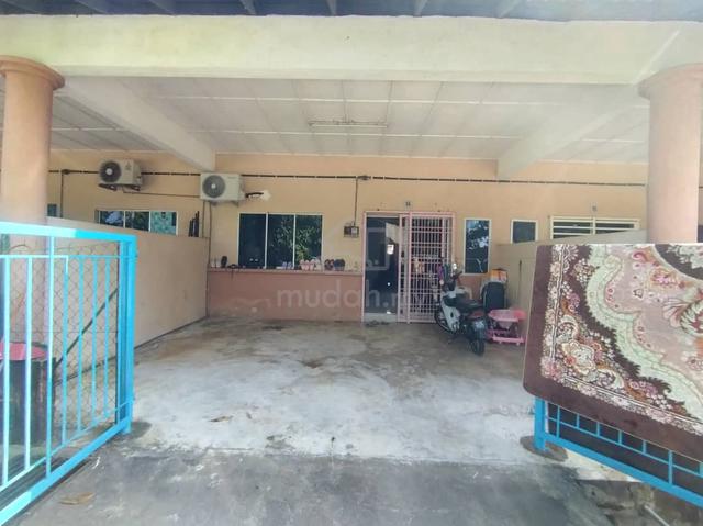 Perumahan Permatang  Badak Perdana, Kuantan. 1