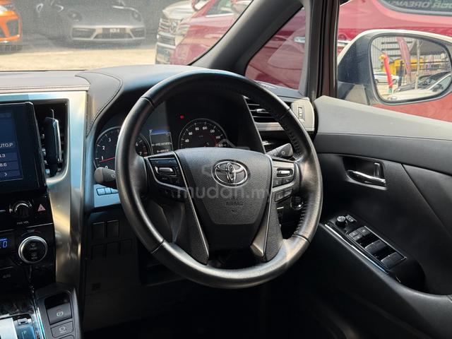 Toyota VELLFIRE 2.5 GOLDEN EYE FULL LOAN - 4