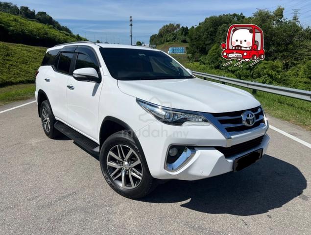 2017 Toyota FORTUNER 2.7 SRZ 4X4 WARRANTY 3 YRS - 1