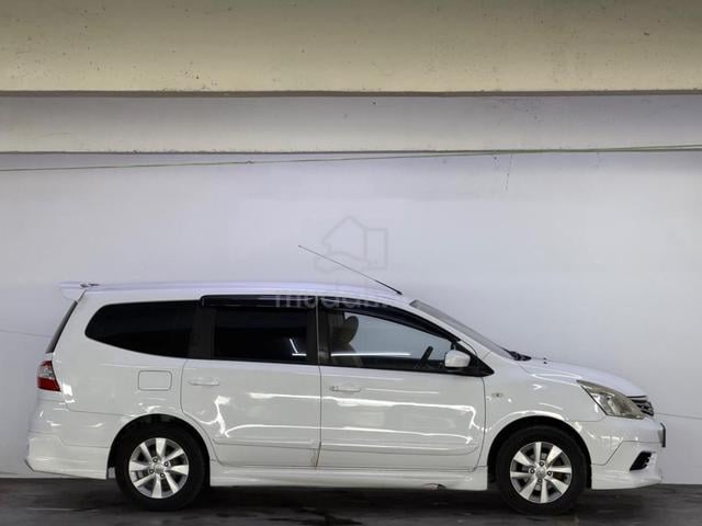2015 Nissan GRAND LIVINA 1.6 CLASSIC/COMFORT - 4