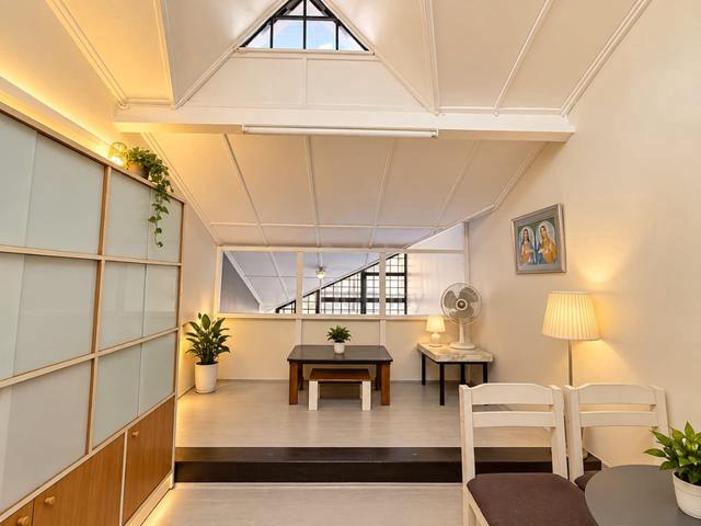 Taman Molek 1.5 Storey, Fully Renovation, 4 Bedroom, Freehold 1