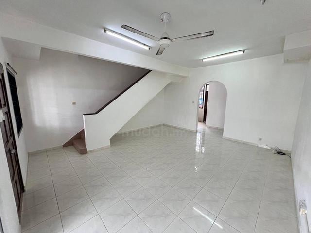 2 Storey For Sale @ Tmn Setia Indah/ Jalan Setia 1/ Tebrau 1