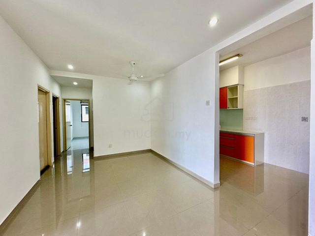 Vistaria Condominium 4