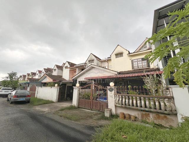 Double Storey Renovated Near Toppen & AEON Tebrau @ Taman Desa Jaya 1