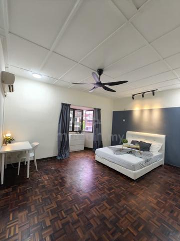 (Room for Rent) Master Room @ Bayan Lepas 1