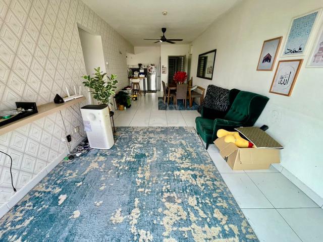 Gapura Bayu 1