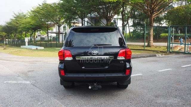 Toyota Land Cruiser 𝟰.𝟱 DIESEL - 4