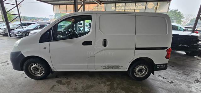2012 Nissan NV200 1.6 (M) Panel Van - 5