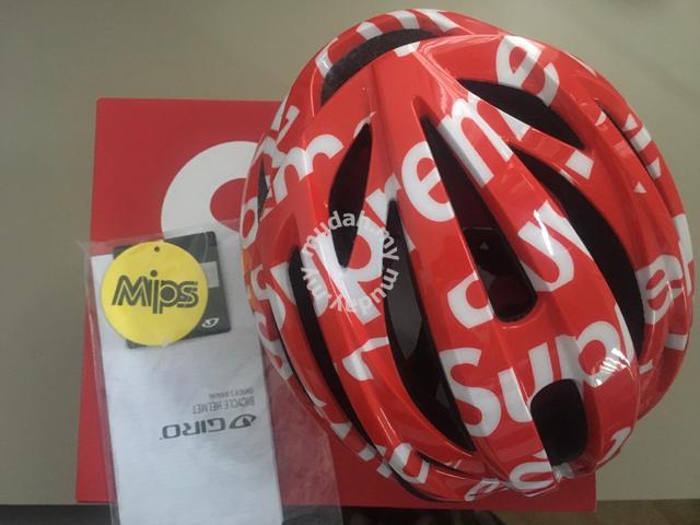 Supreme Giro Syntax Helmet - Sports 