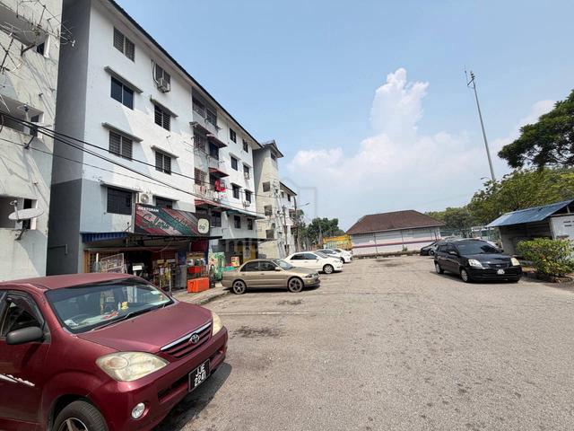 Taman Tampoi Utama Flat 1