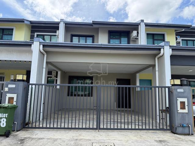 Petra Jaya Double Storey Terrace Intermediate 1