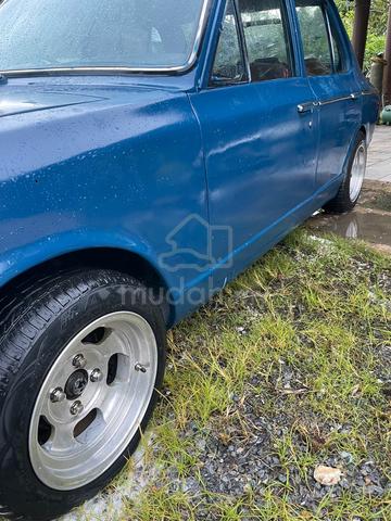 Toyota COROLLA 1.2 - 4