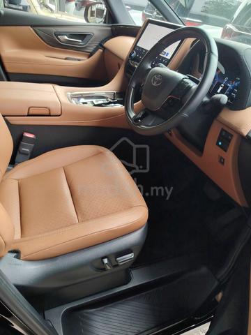 Unreg Recon 2024yr Toyota Vellfire 2.4AT Z Premier - 5