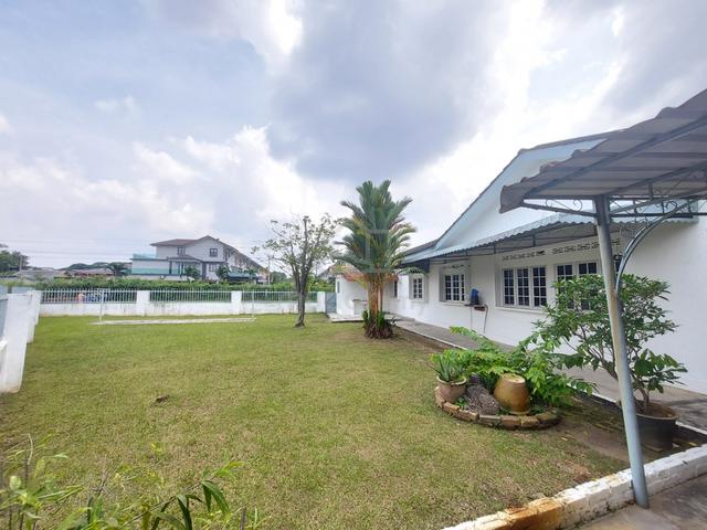 [corner lot] Taman Melawis Teluk pulai Single sty corner 5000sqft basi 1