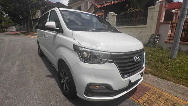 2018 Hyundai GRAND STAREX 2.5 ROYALE FACELIFT (A) - 1