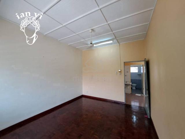 [BIG 1600sf] 2 STOREY TERRACE PEKAKA GELUGOR Landed LIP SIN SUNGAI DUA 5