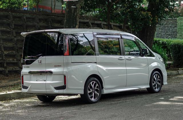 Honda STEPWAGON 1.5 SPADA (A) - 5