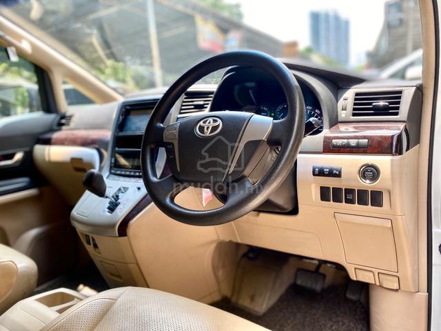 2013 Toyota ALPHARD 2.4 240X FACELIFT 🎉 3Year War - 5