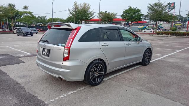 2009 Honda STREAM 1.8 I-VTEC RSZ (A) - 4