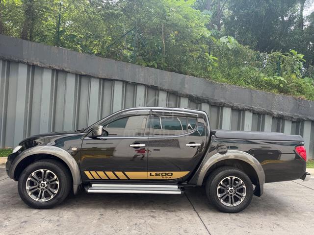 2012 Mitsubishi TRITON 2.5 4x4 Auto FACELIFT - 2