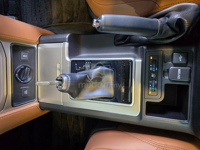 2021 Toyota LandCruise 2.7 Prado 70TH ANNIVERSARY - 5