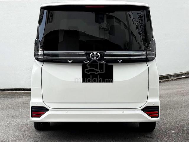 2022 Toyota VOXY 2.0 S-Z (A) ZRA90 FULL SPEC - 4