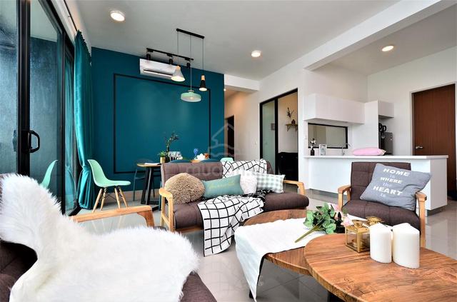 MONTHLY RM1.5k @ Beside LRT/KTM/MRT|2-3 Room FURNISH Near Sungai Besi 1