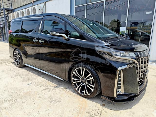 Toyota Alphard 2.5 S Type Gold 2022 Sunroof 20"RIM - 1