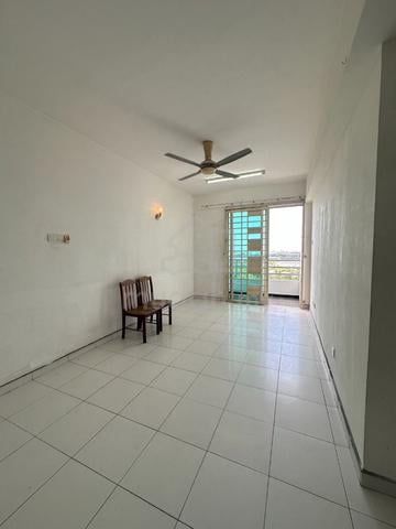 Pinang Laguna 1