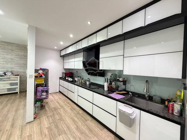Sky Gardens Residences 1